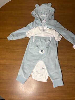 NWT 9 mo Boys outfit